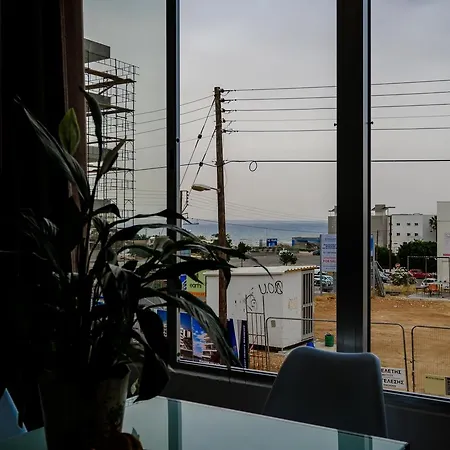 The Studio @ Makenzy Beach Apartment *